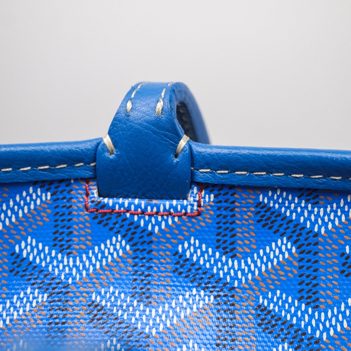 Goyard St Artois Tote MM ⁣⁣⁣⁣⁣⁣⁣⁣⁣⁣⁣⁣⁣⁣⁣⁣⁣⁣⁣⁣Blue Canvas