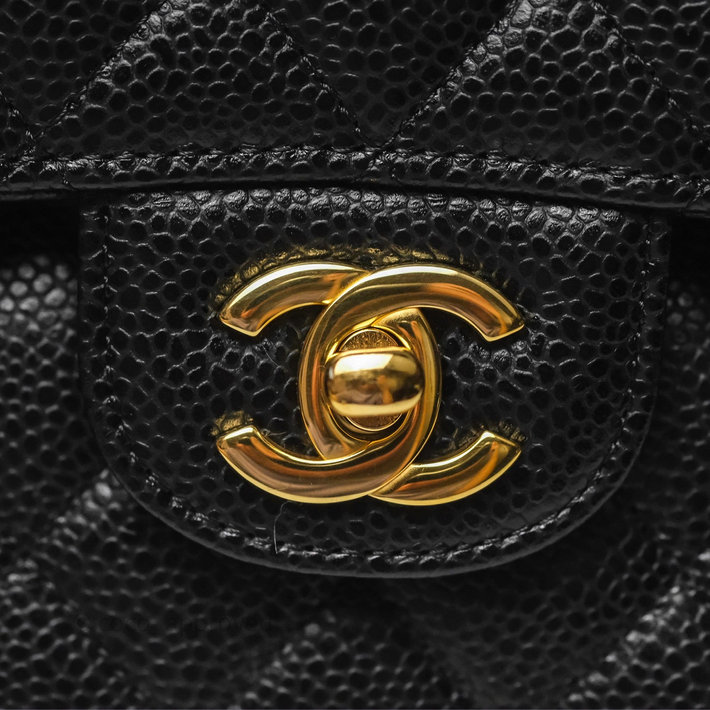 Chanel Classic M/L Medium Flap Quilted Black Caviar Gold Hardware