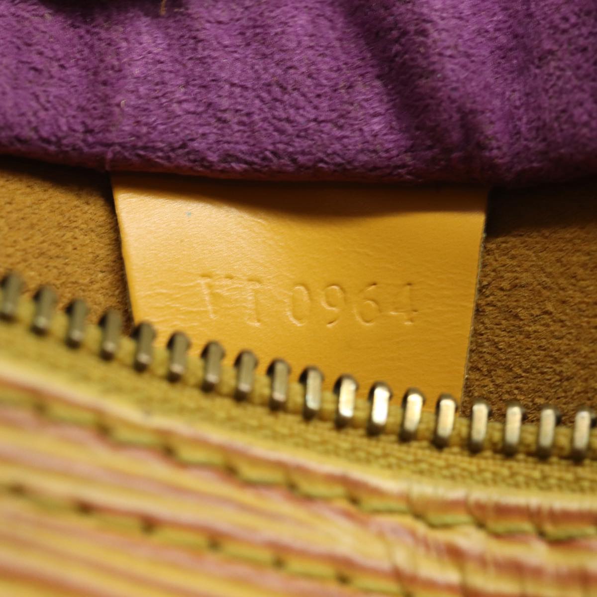 LOUIS VUITTON Epi Speedy 25 Hand Bag Tassili Yellow M43019 LV 83026