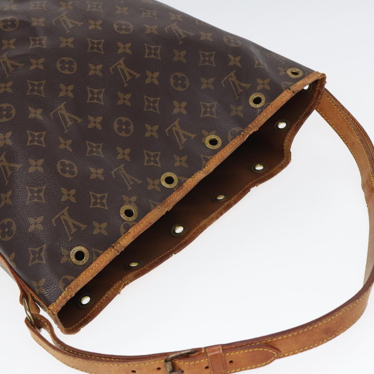 LOUIS VUITTON Monogram Noe Shoulder Bag M42224 LV 83044