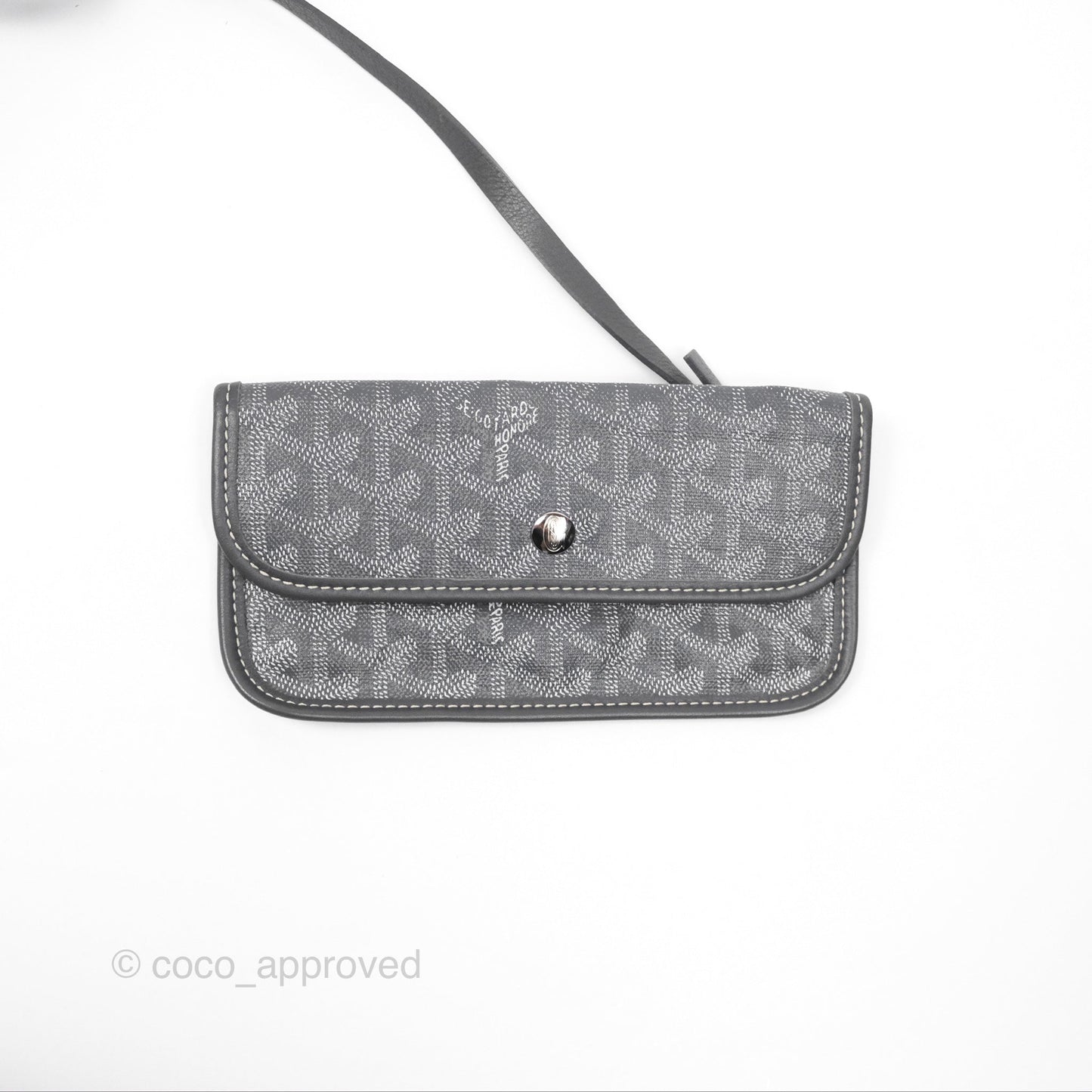 Goyard St Louis Tote PM ⁣⁣⁣⁣⁣⁣⁣⁣⁣⁣⁣⁣⁣⁣⁣⁣⁣⁣⁣⁣Grey Goyardine Canvas