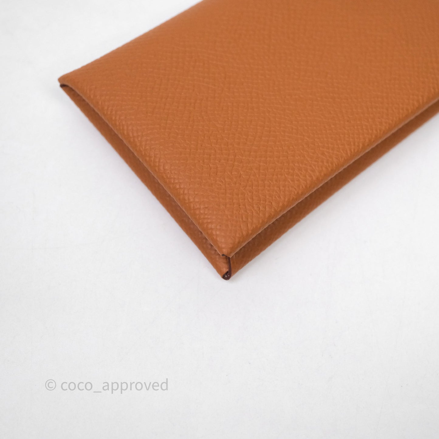 Hermès Calvi Card Holder Gold Epsom