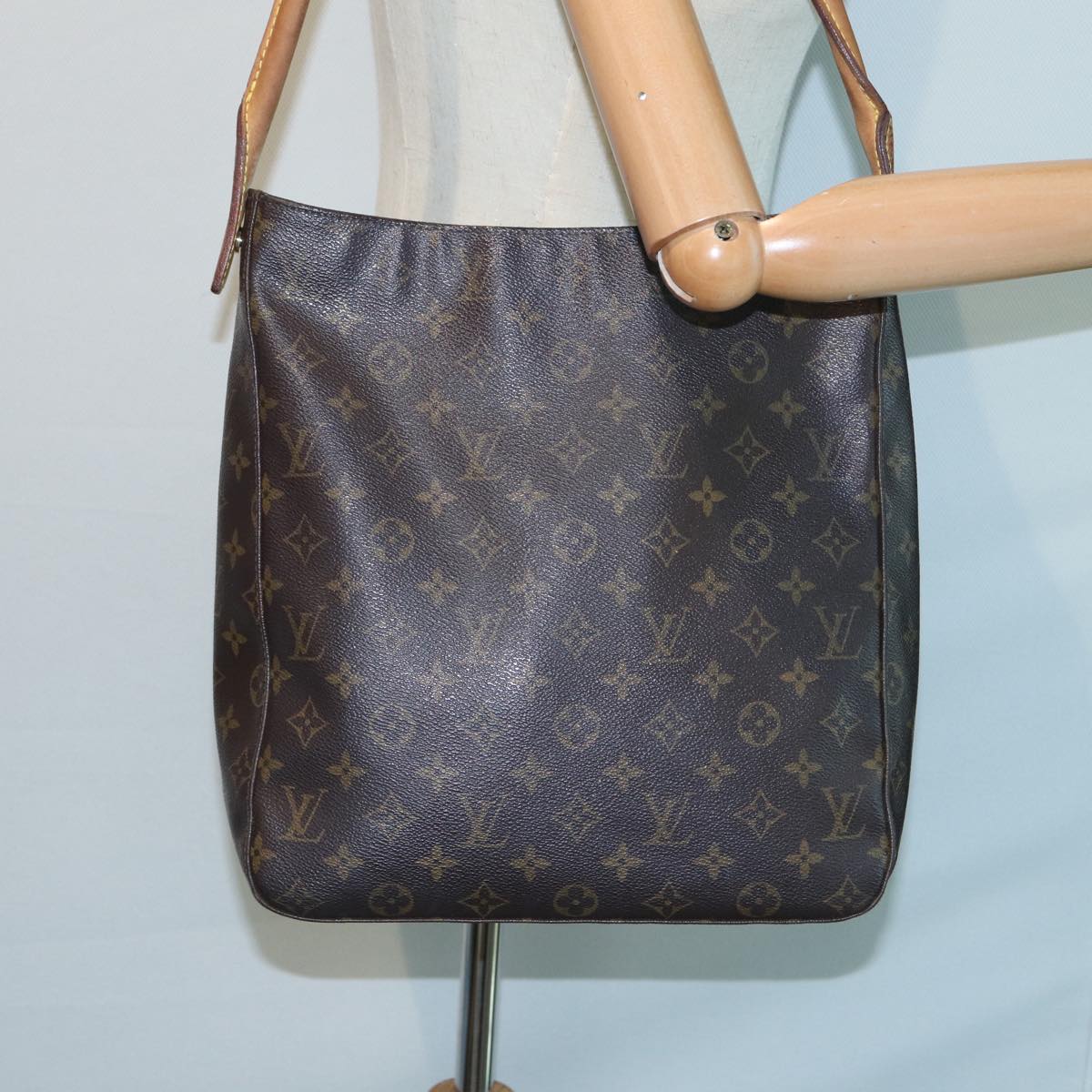 LOUIS VUITTON Monogram Looping GM Shoulder Bag M51145 LV 83108