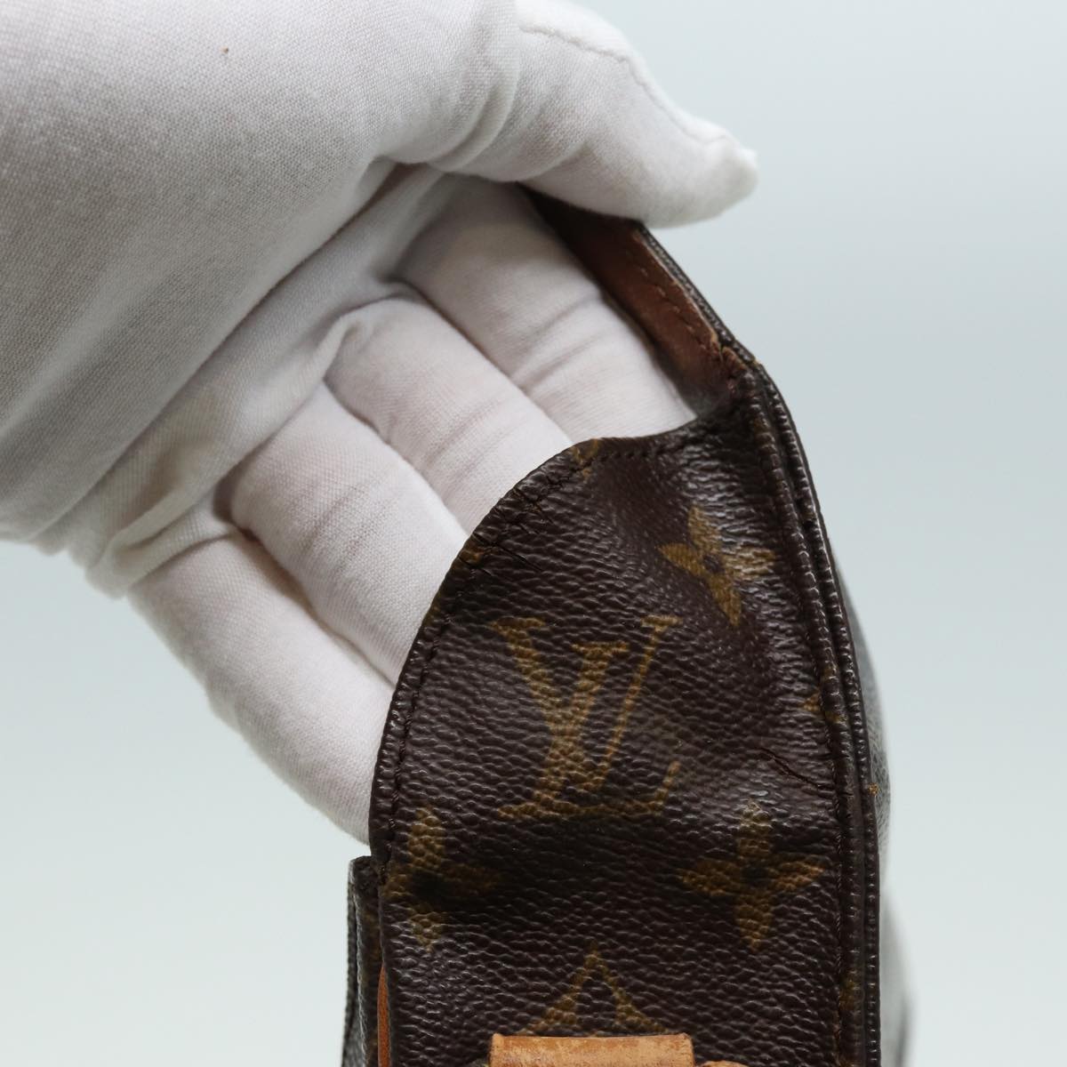 LOUIS VUITTON Monogram Cartouchiere MM Shoulder Bag M51253 LV 83116