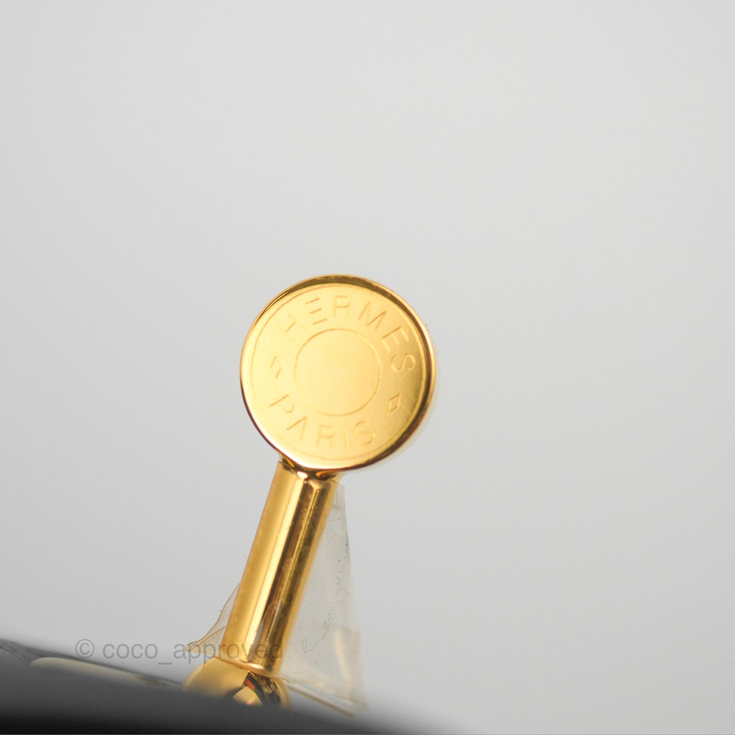 Hermès Lindy 26 Black Clemence Gold Hardware
