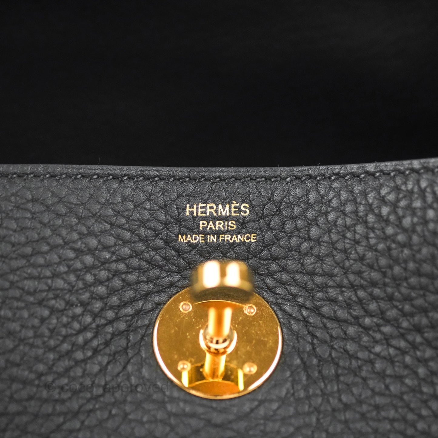 Hermès Lindy 26 Black Clemence Gold Hardware