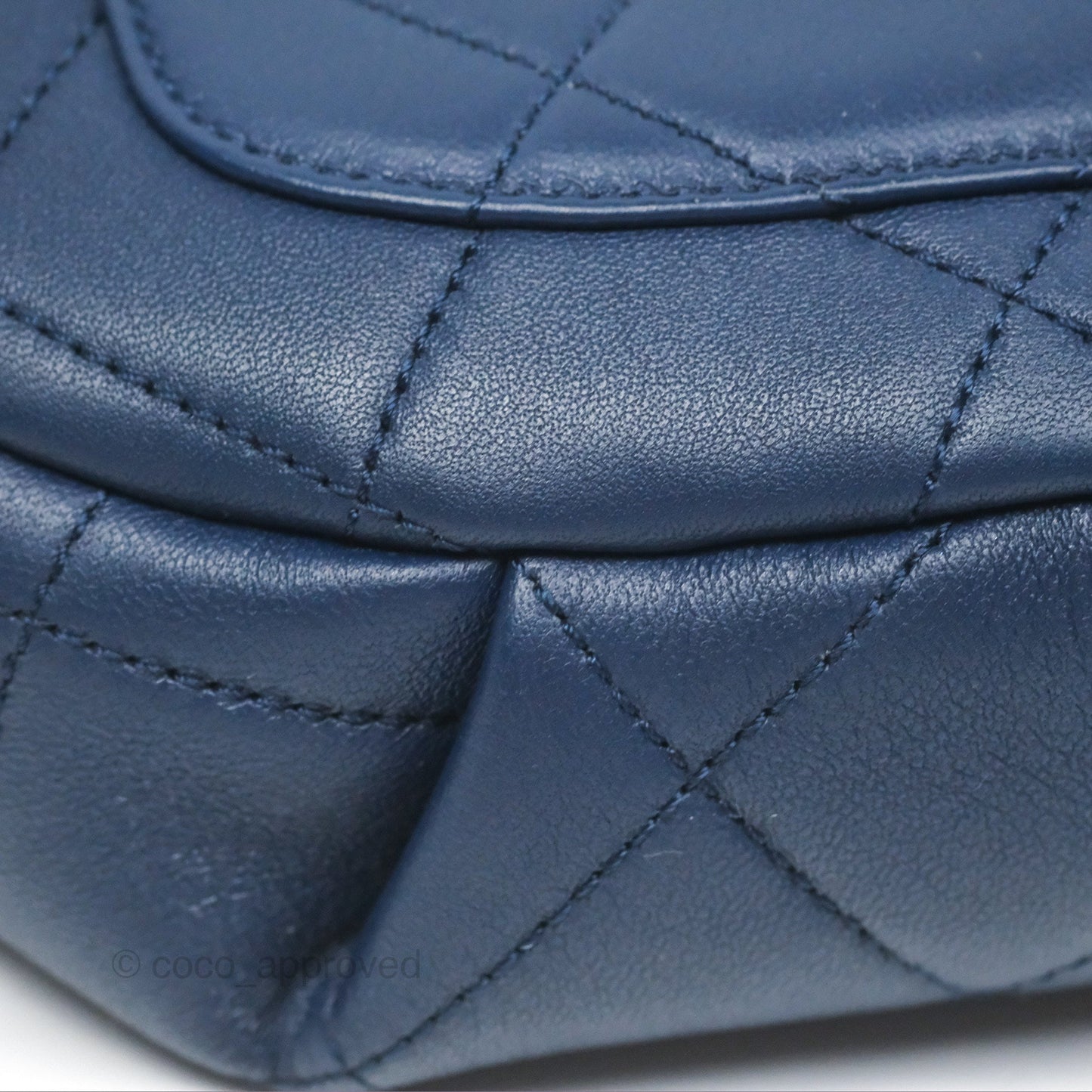 Chanel Resin Bi-Color Chain Belt Bag Navy Lambskin Gold Hardware