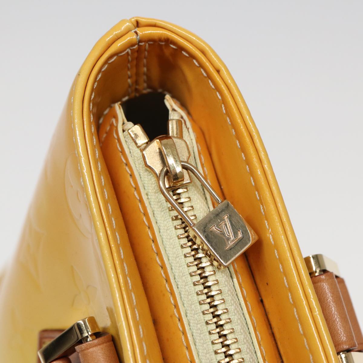 LOUIS VUITTON Monogram Vernis Houston Hand Bag Lime Yellow M91055 LV 83222
