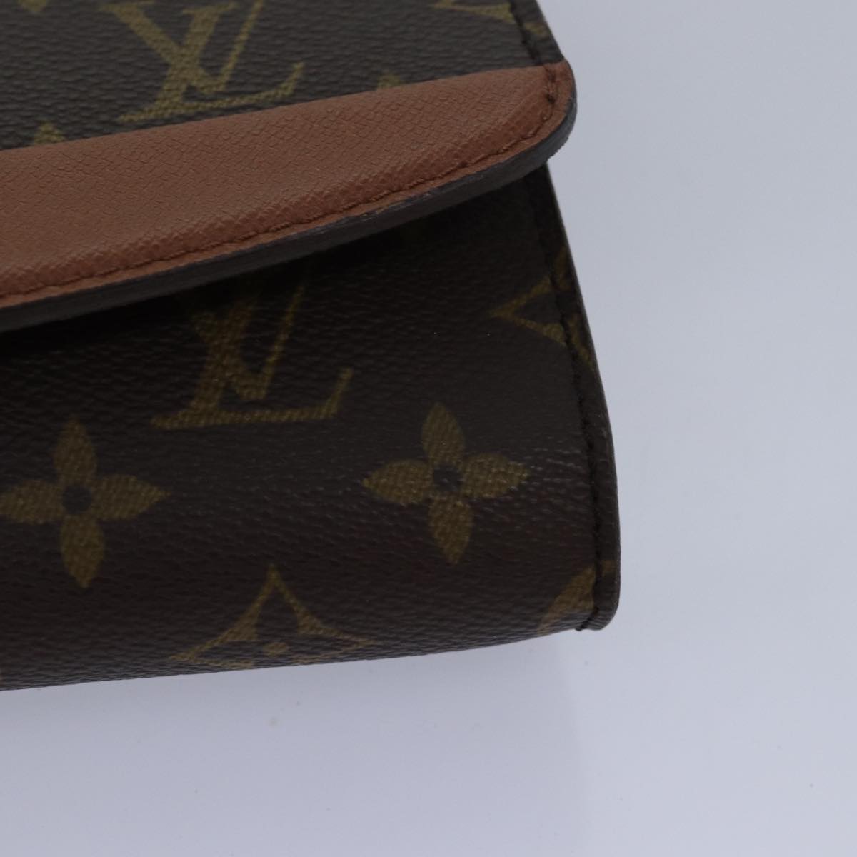 LOUIS VUITTON Monogram Bordeaux 24 Shoulder Bag M51798 LV 83302