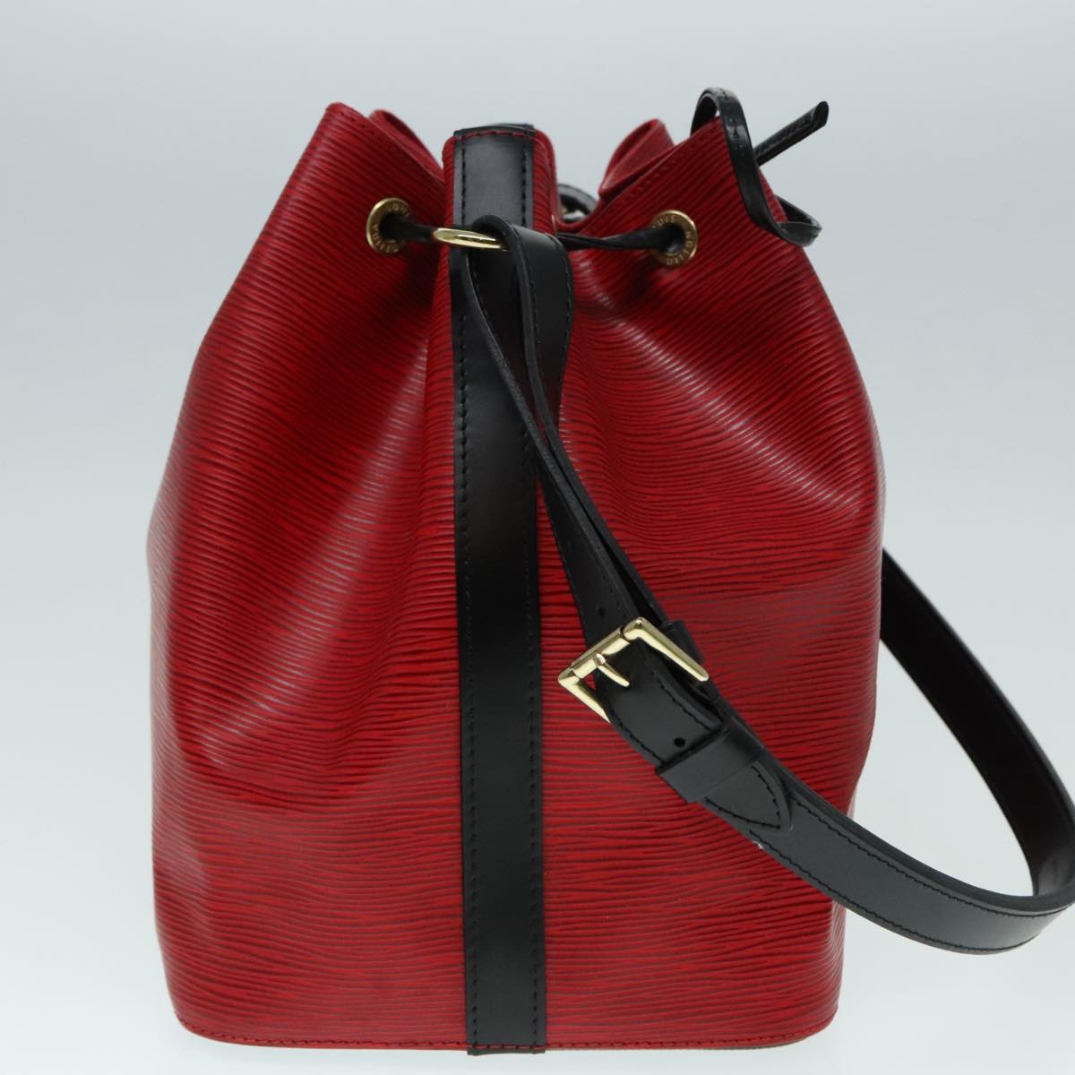 Louis Vuitton Petit Noé  Leather Shoulder Bag ()