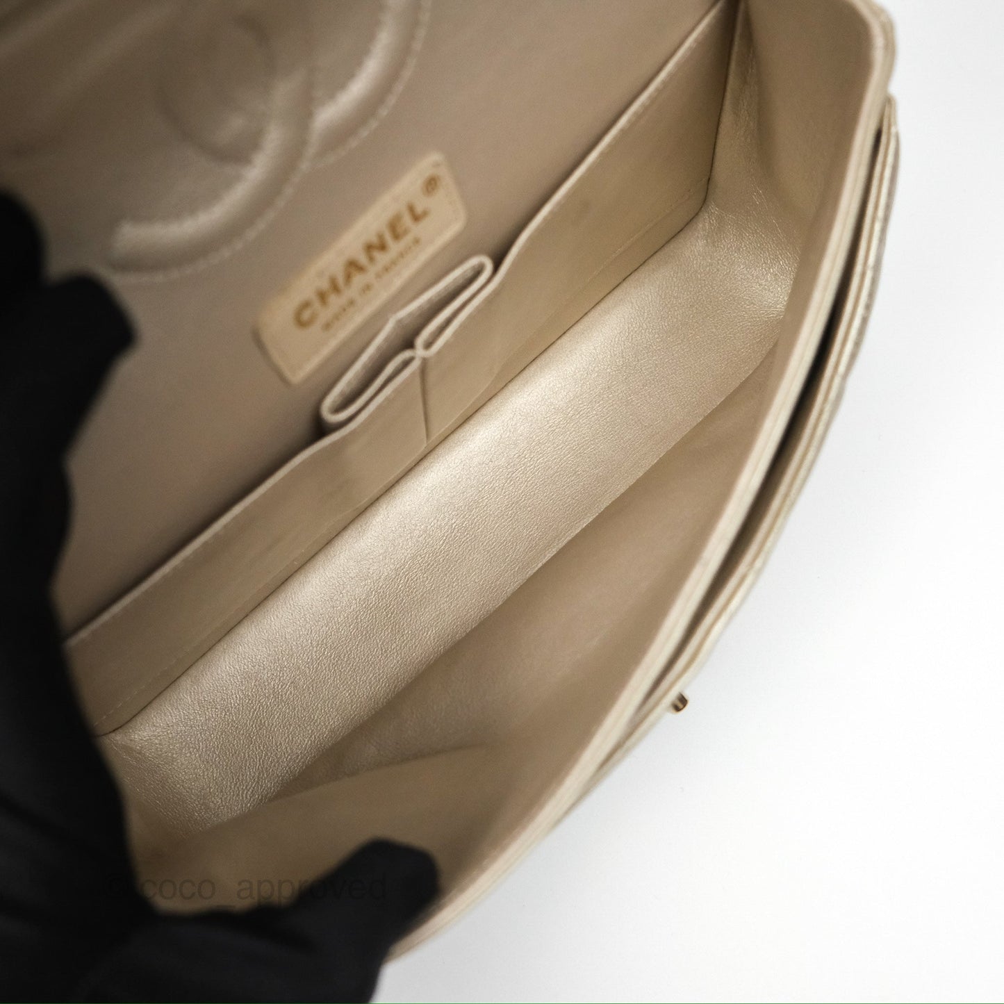 Chanel Classic M/L Medium Flap Quilted Gold Caviar Gold Gold Hardware