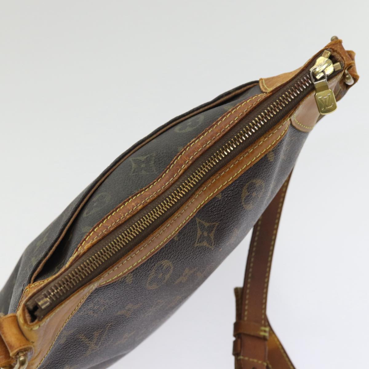 LOUIS VUITTON Monogram Odeon PM Shoulder Bag M56390 LV 83550