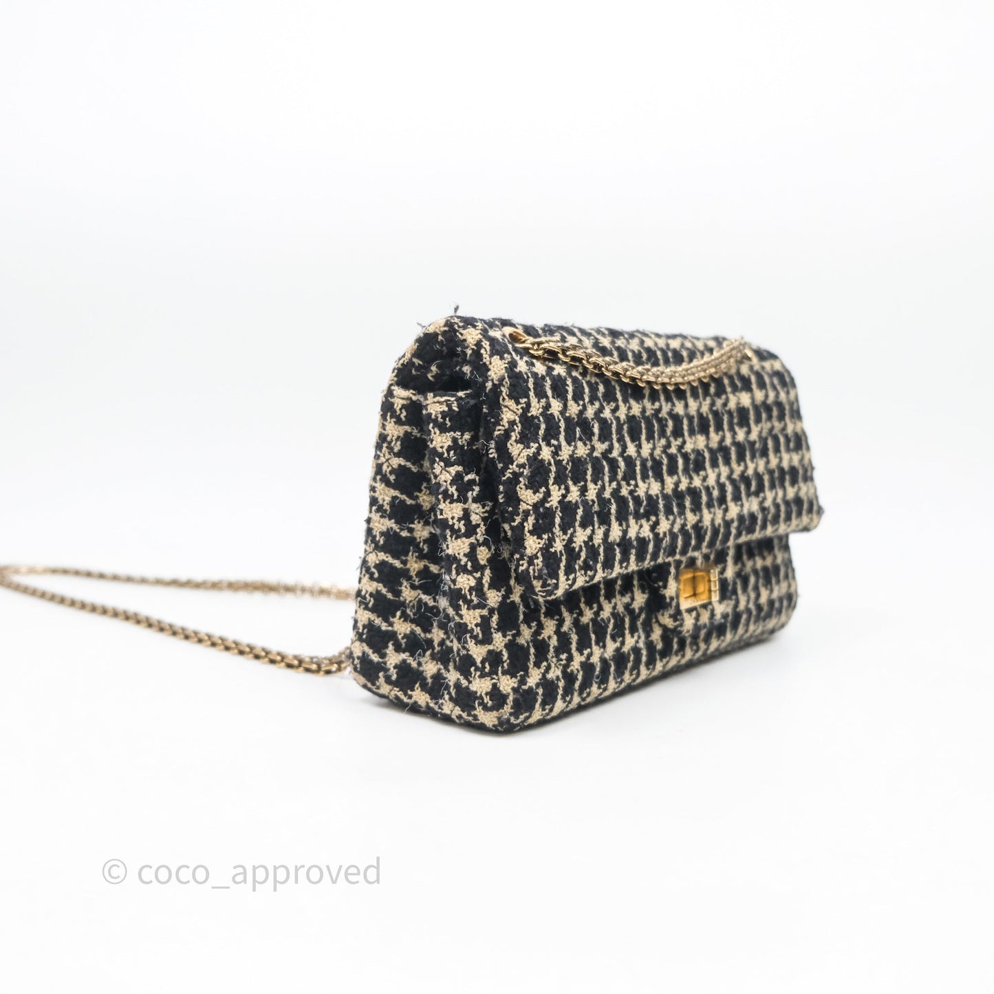 Chanel Reissue 225 Flap Houndstooth Beige Black Fabric Antique Gold Hardware