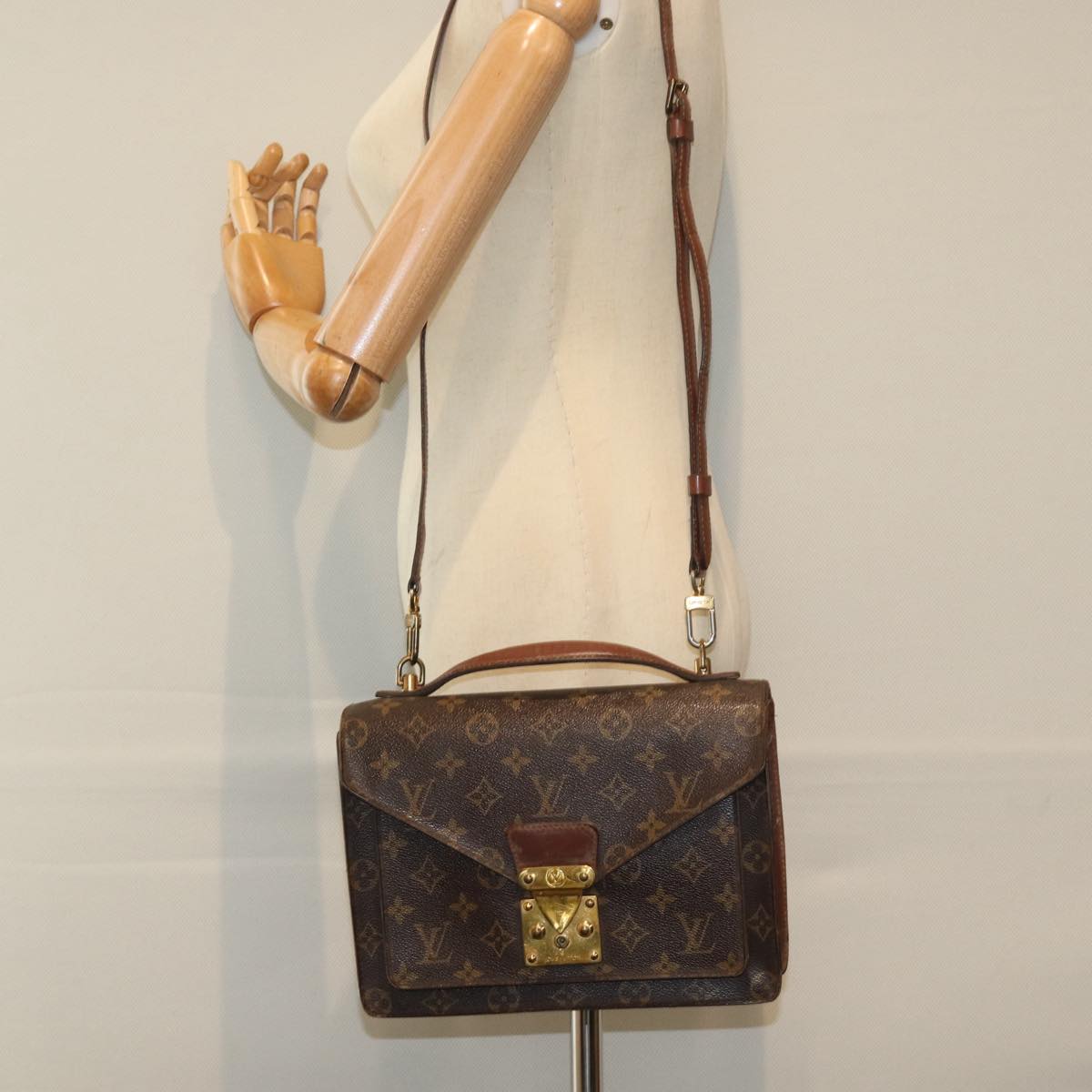 LOUIS VUITTON Monogram Monceau 26 Shoulder Bag M51187 LV 83564