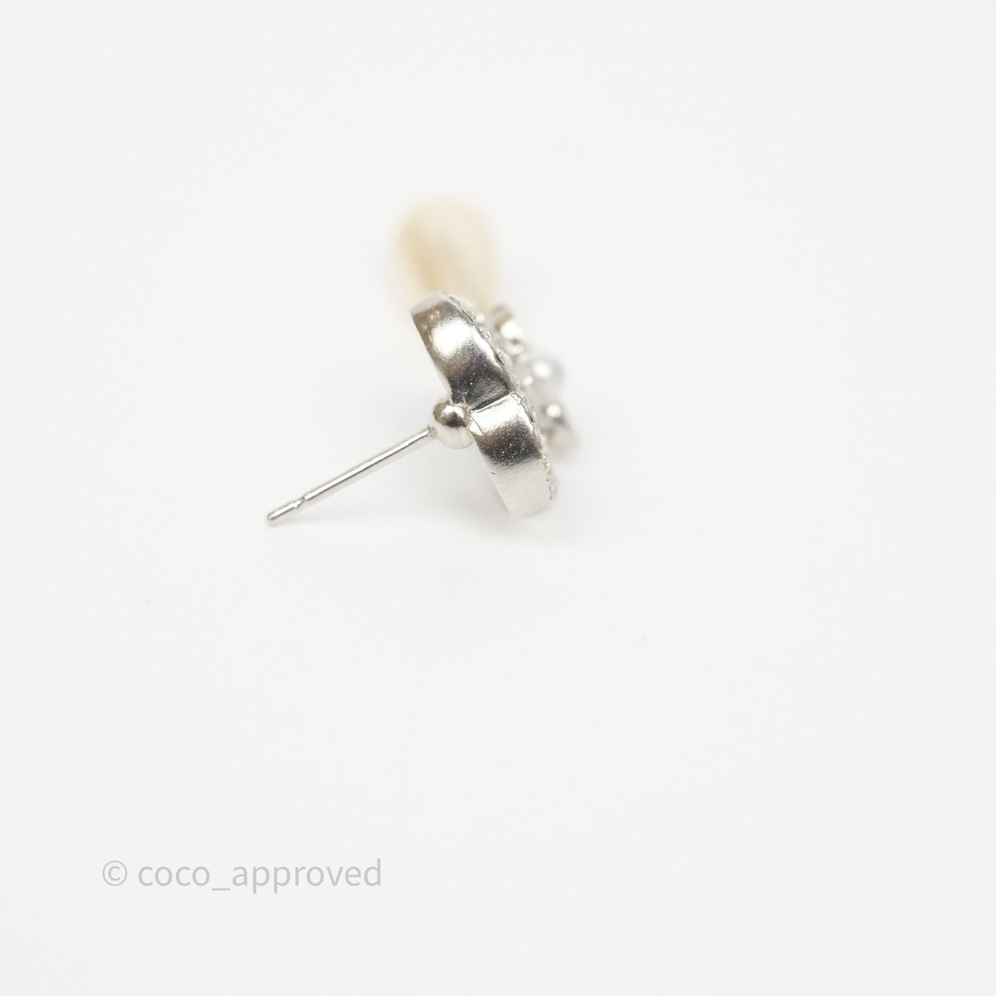 Chanel Crystals CC Tear Pearl Drop Earrings Silver Tone 22P