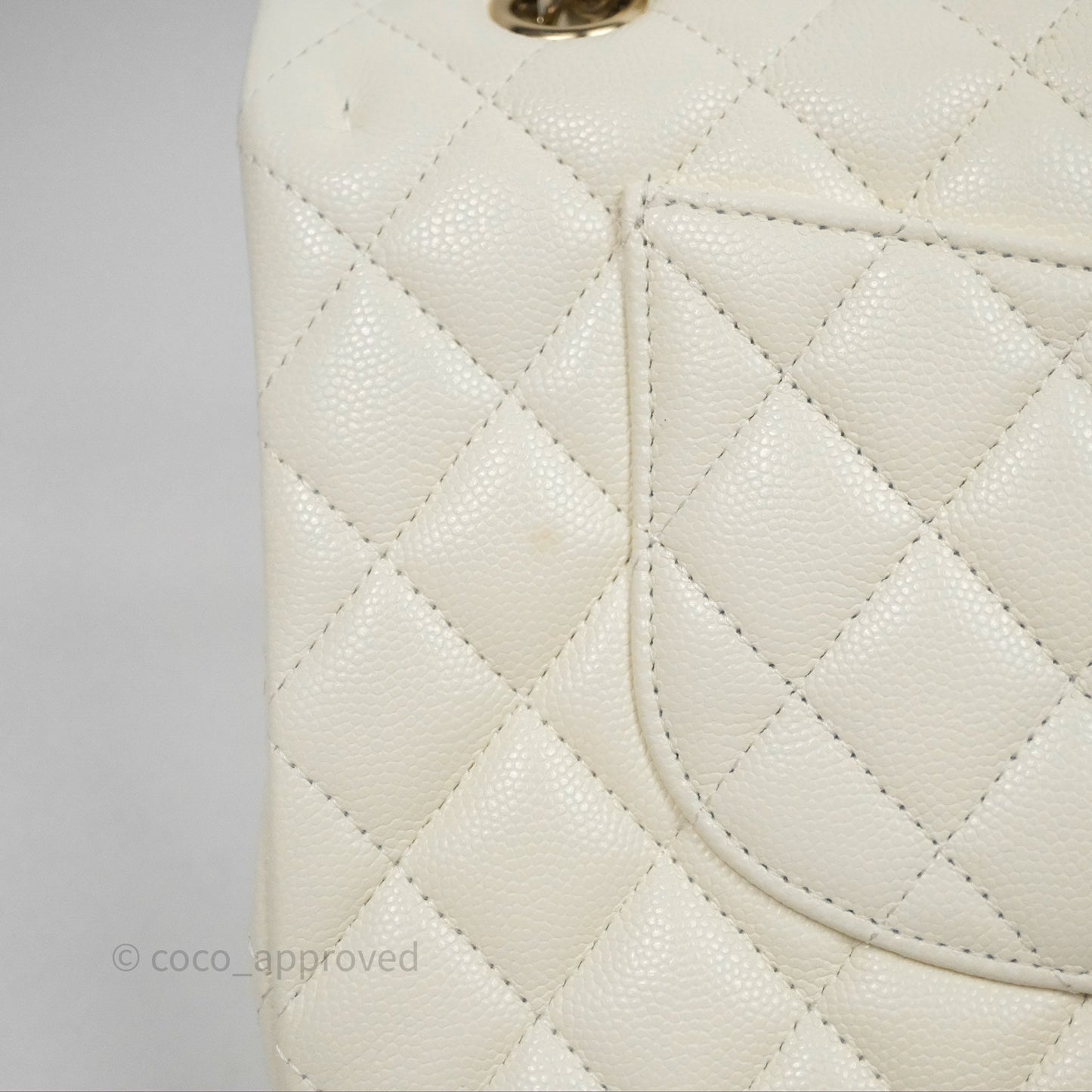 Chanel Classic M/L Medium Flap Quilted Ivory White Caviar Gold Hardware