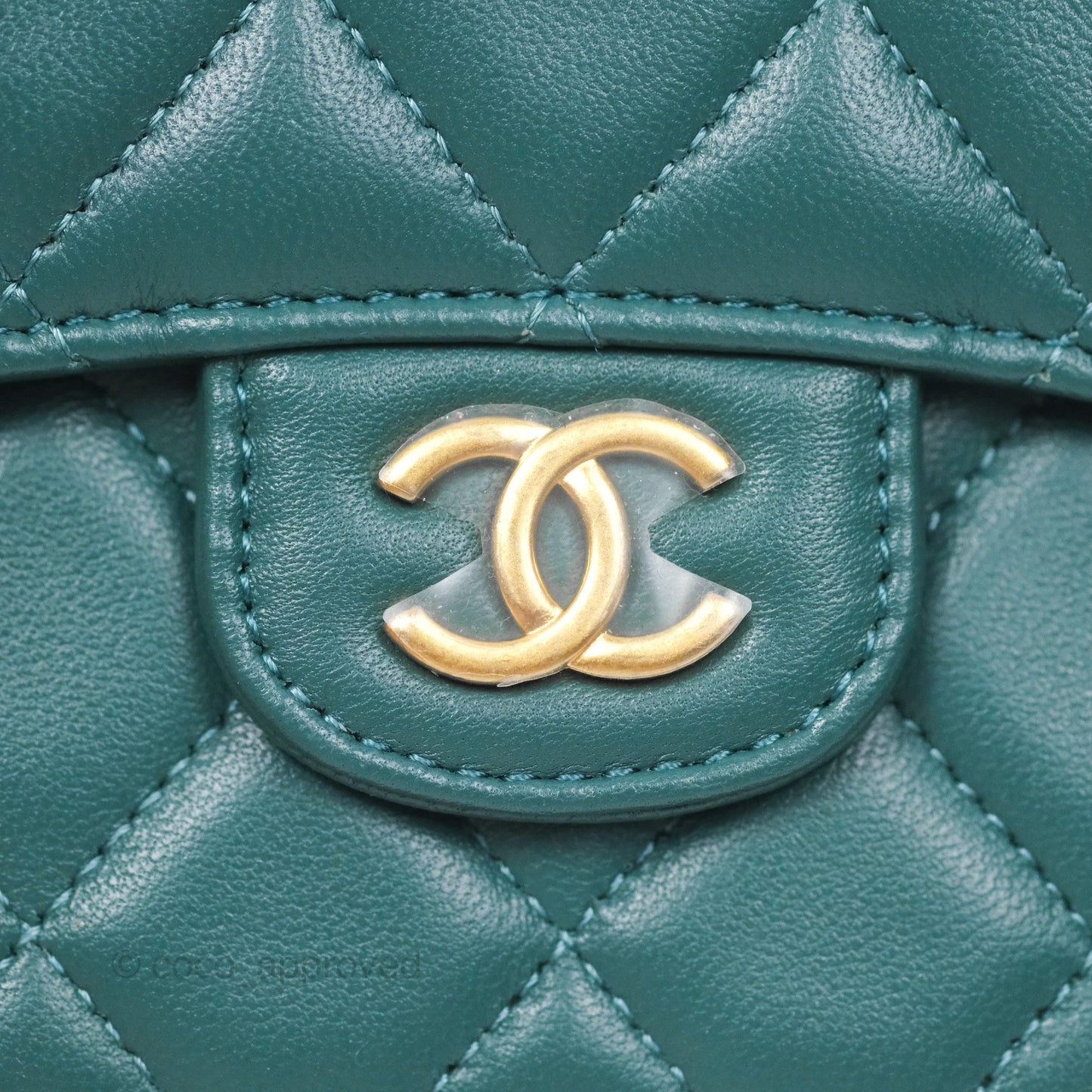 Chanel Mini Handle Clutch With Chain Green Lambskin Aged Gold Hardware