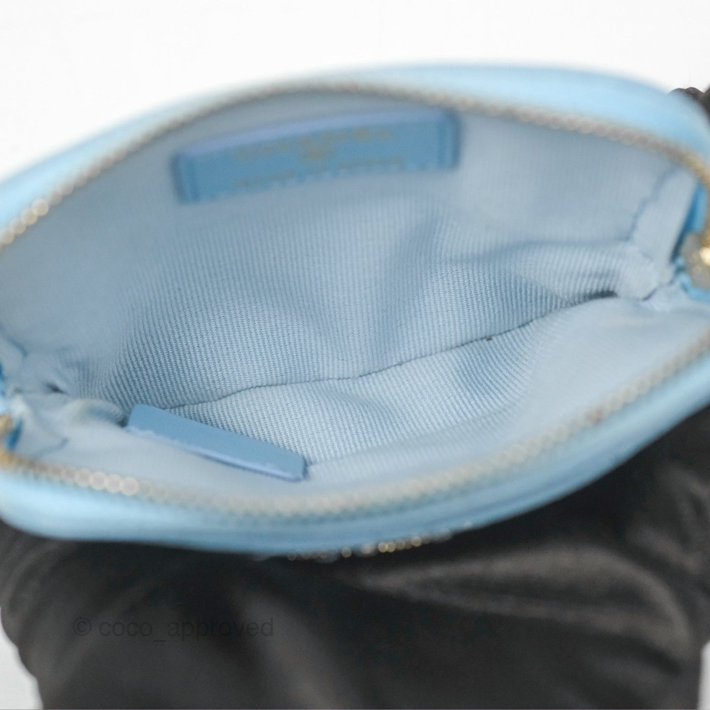 Chanel Zipped Coin Purse Card Holder Blue Caviar 22S