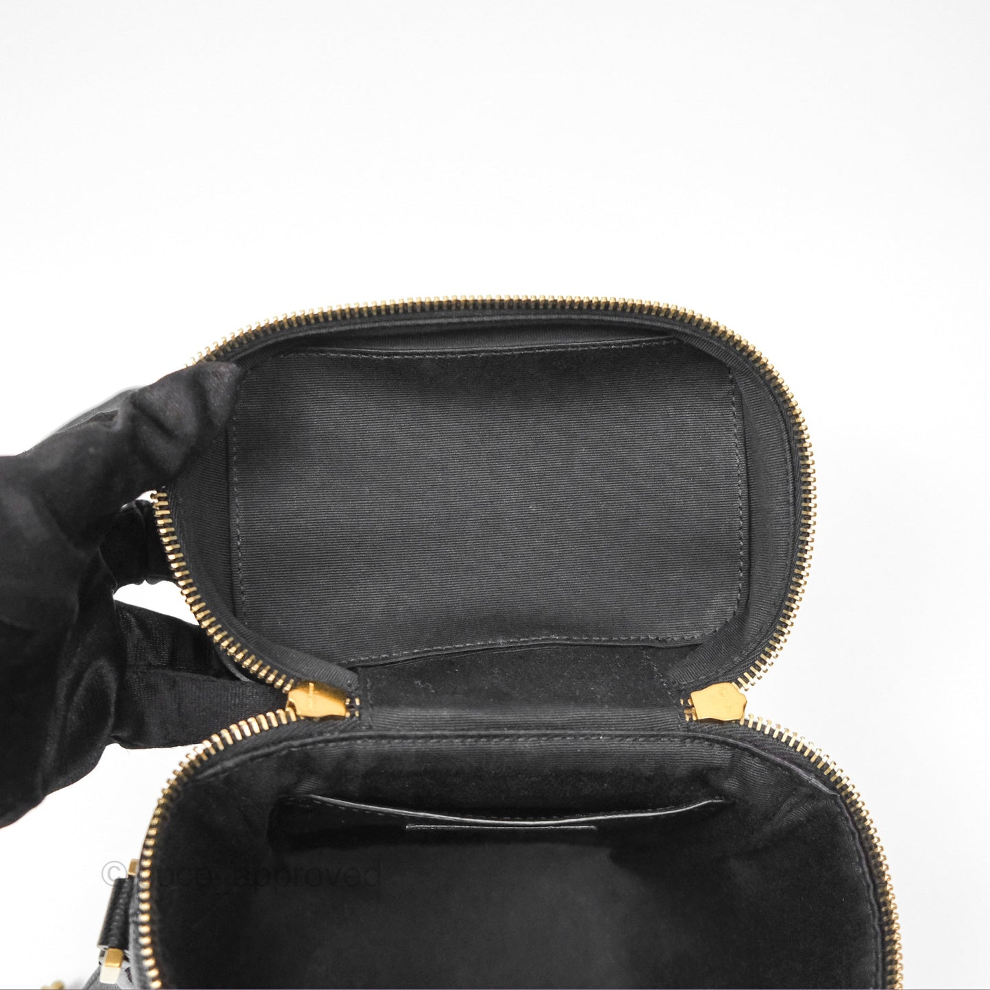 Saint Laurent 80's Vanity Bag Quilted Black Grained Calfskin