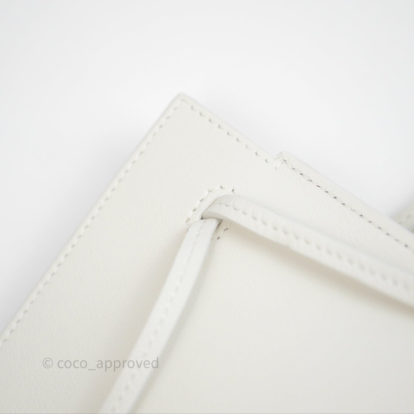 Loewe Dice Pocket in Classic Calfskin White