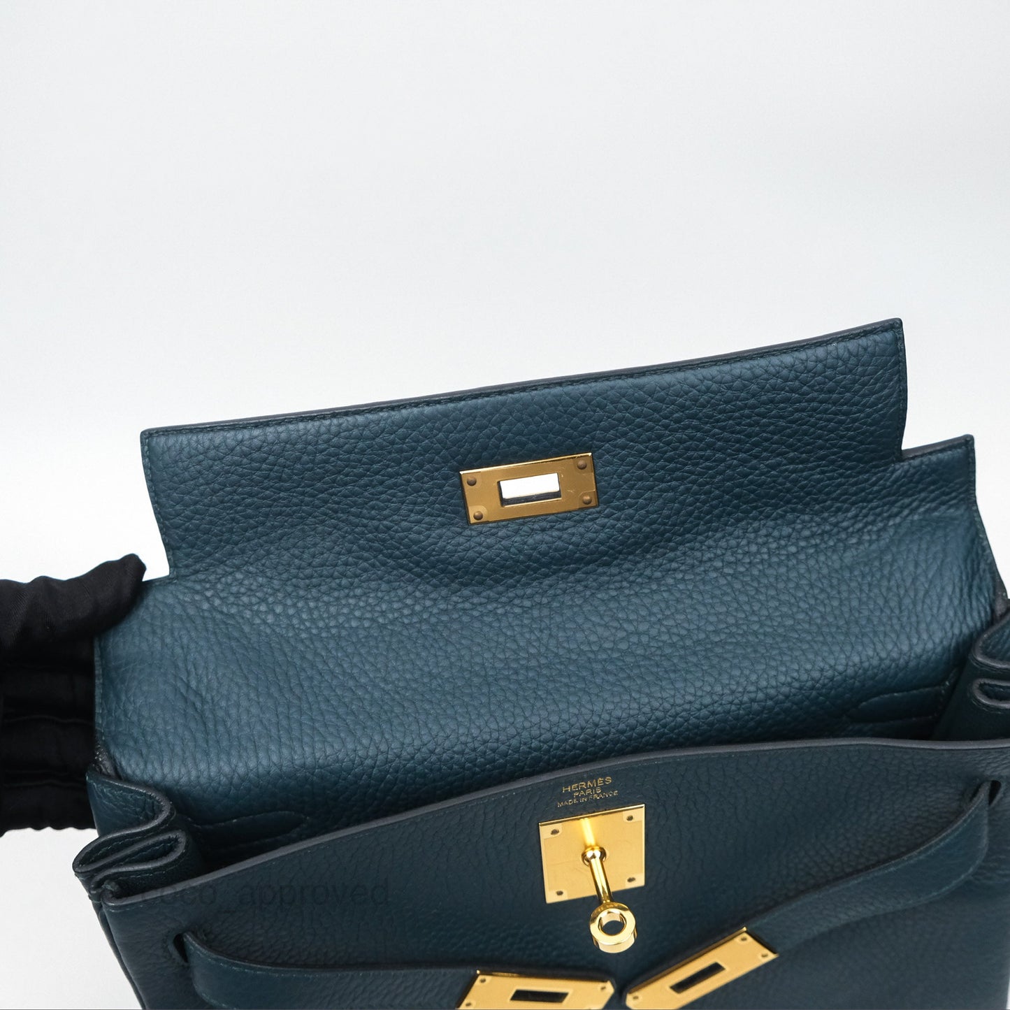 Hermès Kelly 28 Retourne Dark Green Clemence Gold Hardware