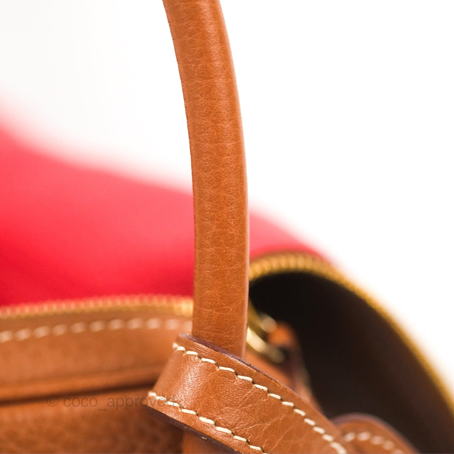 Hermès Lindy 26 Gold Taurillon Clemence Gold Hardware