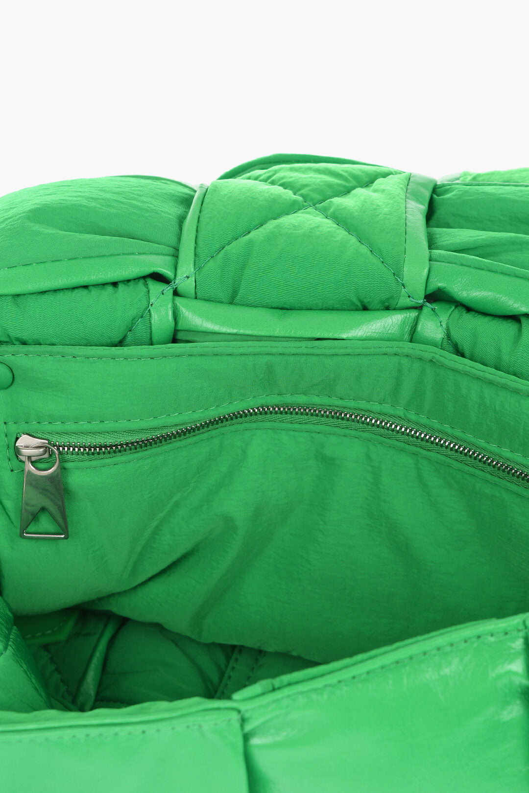 Luxury Bottega Veneta Braided Leather Crossbody Bag