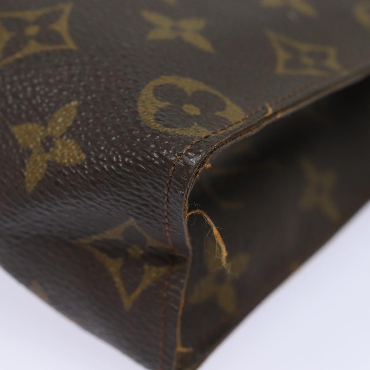 LOUIS VUITTON Monogram Poche Toilette 26 Pouch M47542 LV 84010