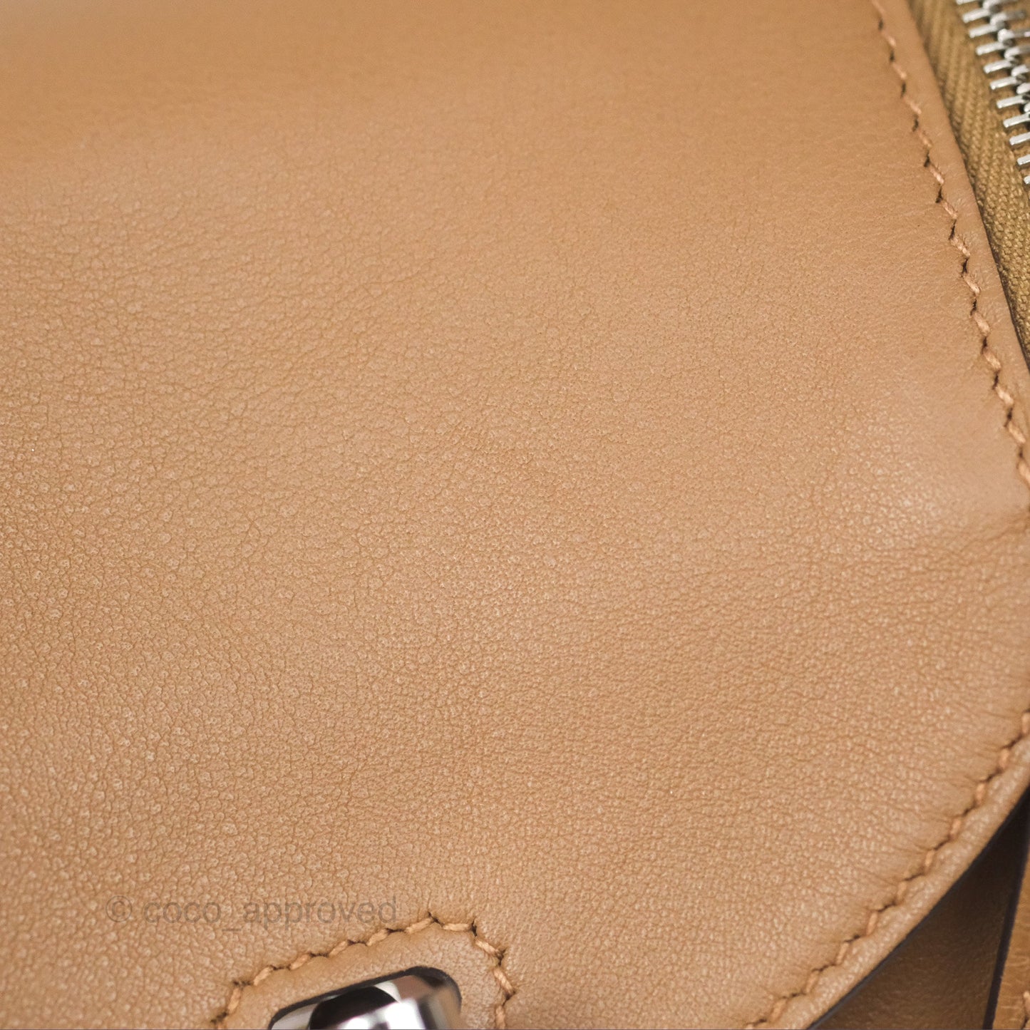 Hermès Mini Lindy 20 Verso Swift Alezan 3G / Biscuit 48 Palladium Hardware