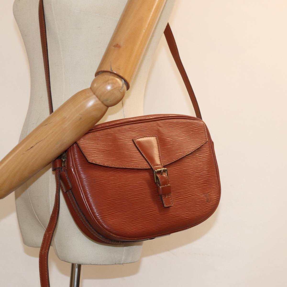 LOUIS VUITTON Epi Jeune FilleMM Shoulder Bag Brown M52153 LV 84176