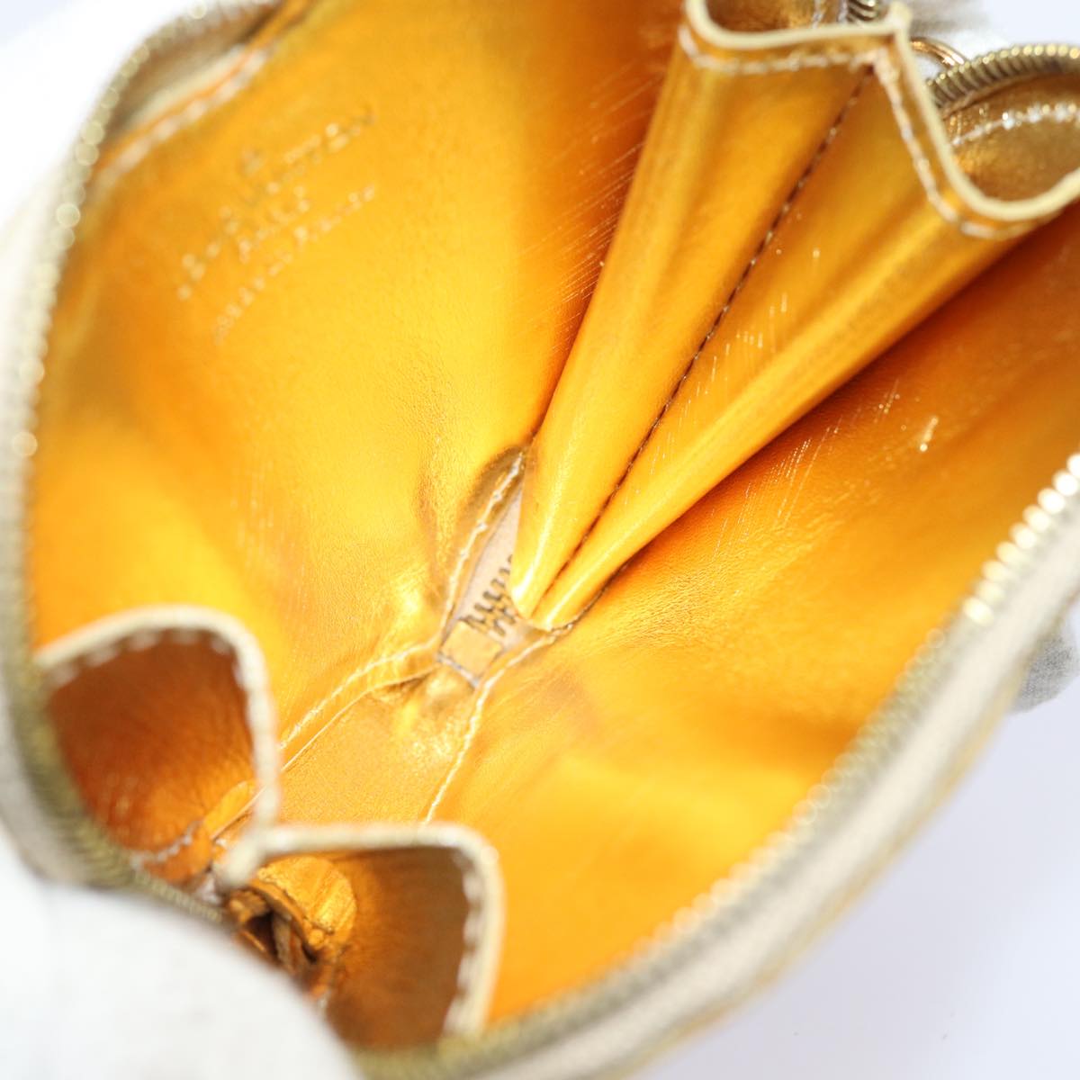 LOUIS VUITTON Monogram Miroir Porte Monnaie Coeur Purse Dore M93567 84185