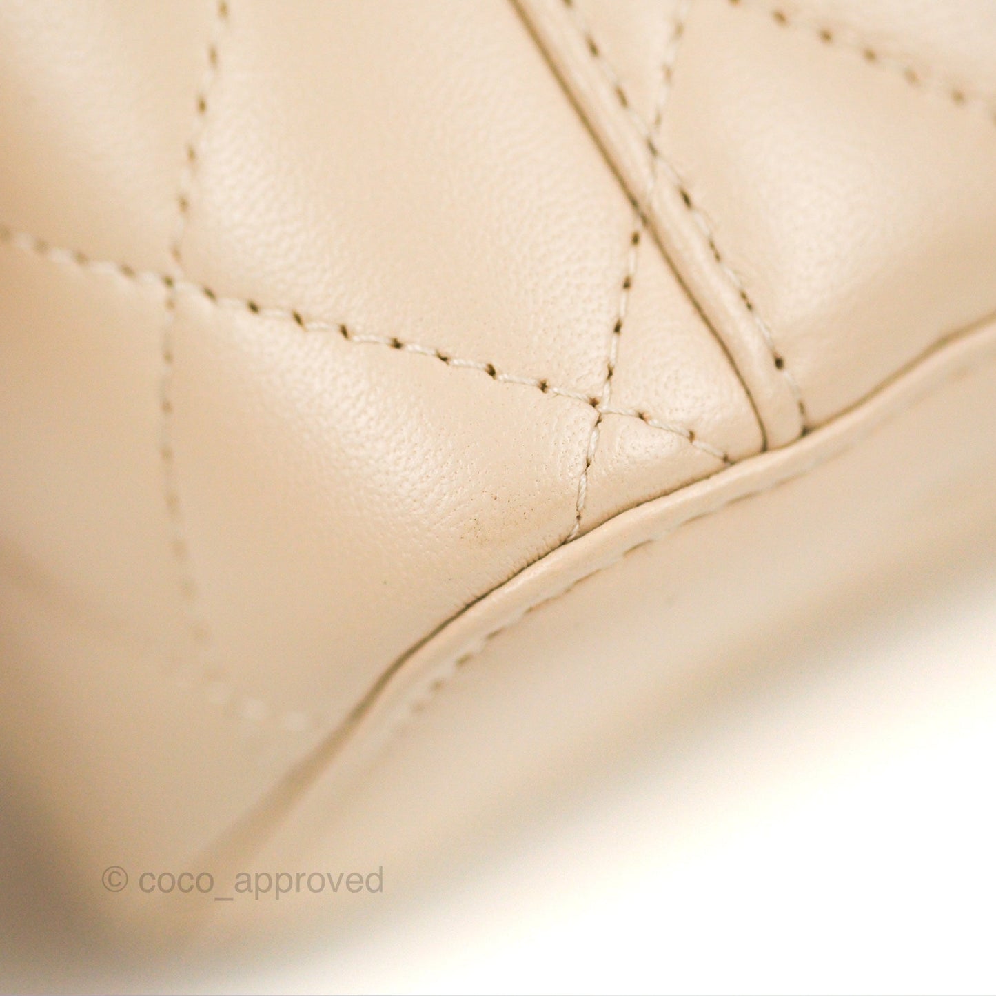 Chanel Vanity Rectangular Top Handle Ecru/Beige Lambskin Gold Hardware 23P