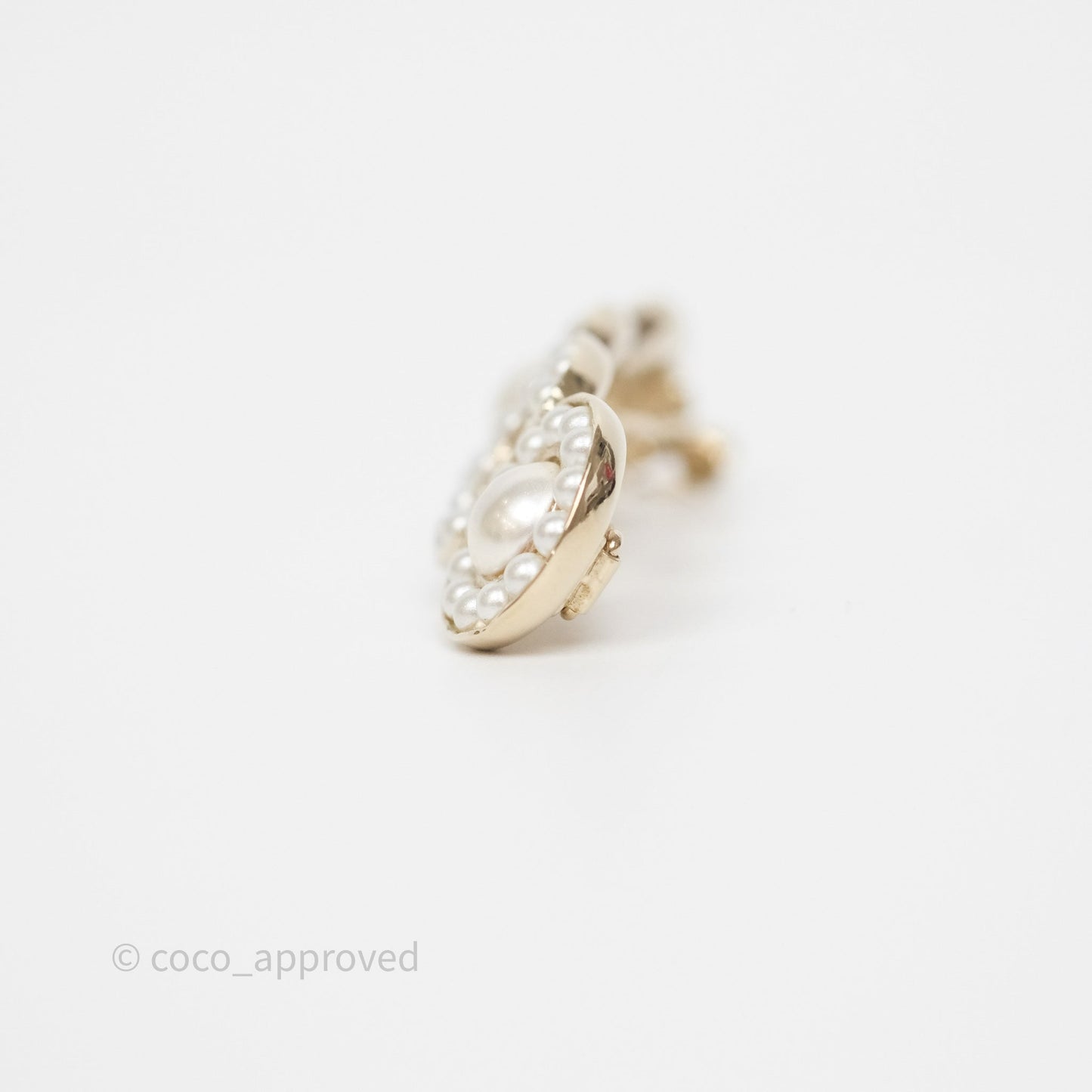 Chanel CC Coco Pearl Hair Clip Gold Tone 21P