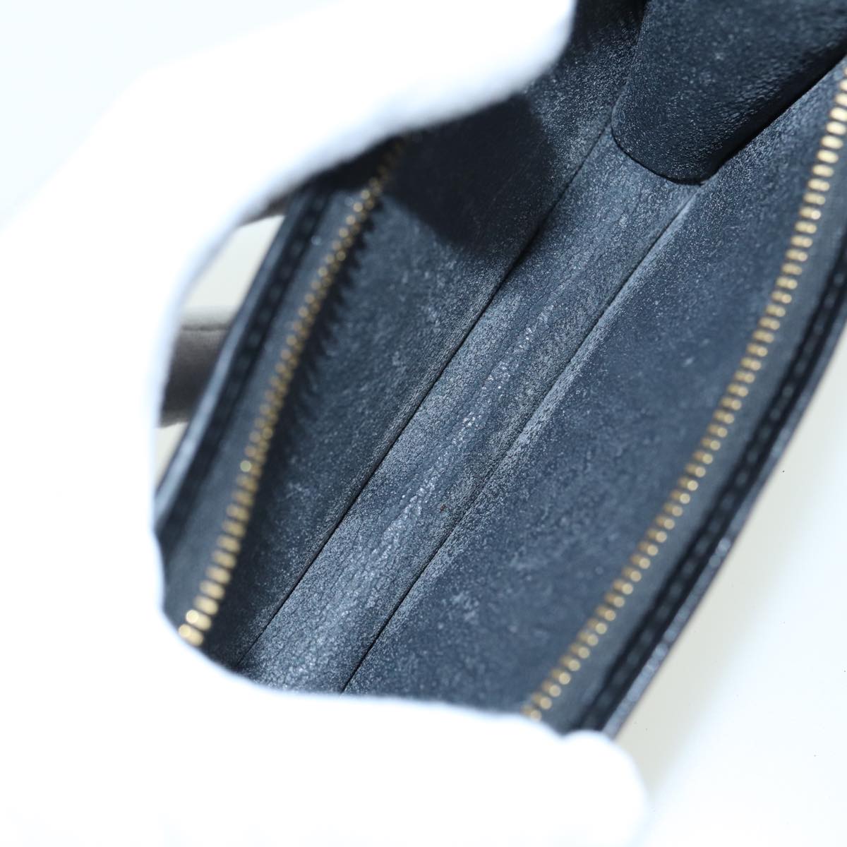 LOUIS VUITTON Epi Trousse Poche Toilette 15 Pouch Black LV 84302