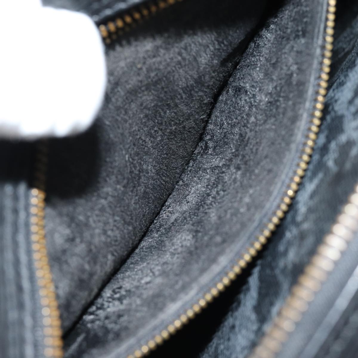 LOUIS VUITTON Epi Jeune Fille MM Shoulder Bag Black M52152 LV 84383