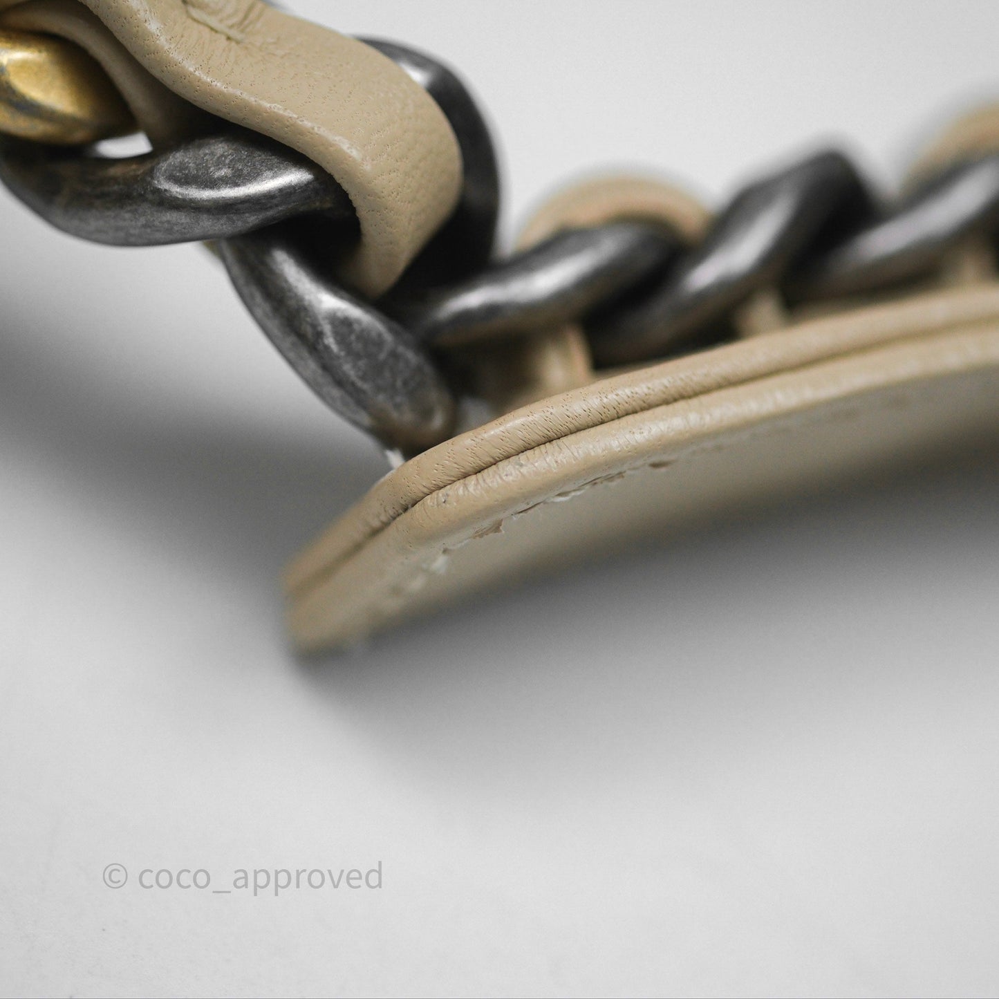 Chanel 19 Medium Beige Mixed Hardware