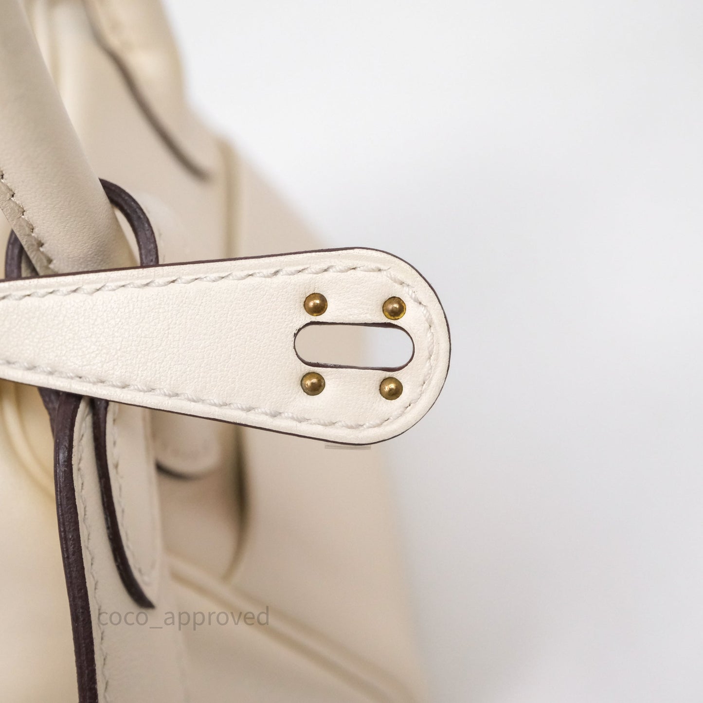 Hermès Mini Lindy 20 Nata I2 Swift Gold Hardware