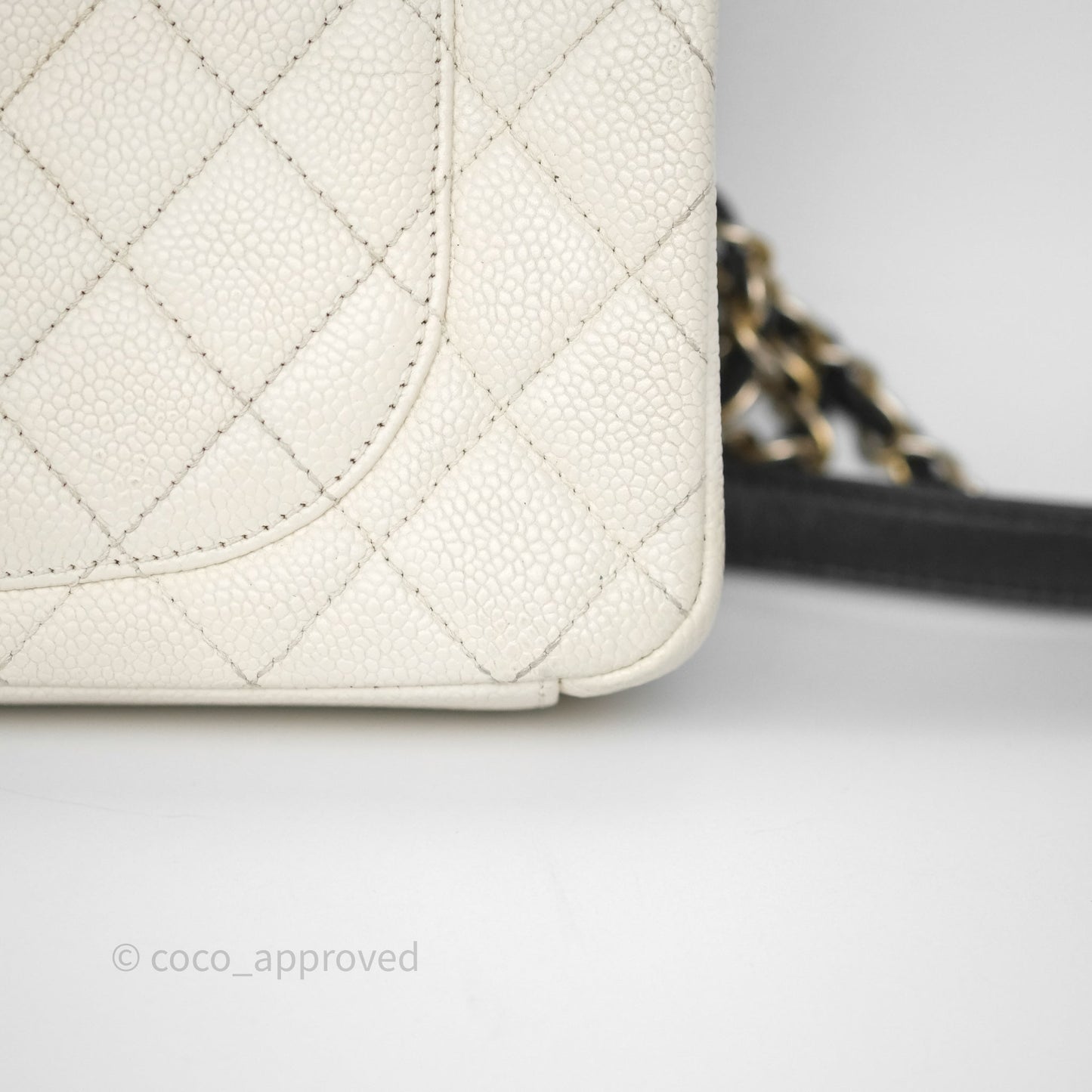 Chanel Quilted Medium CC Filigree Flap White/ Black Caviar
