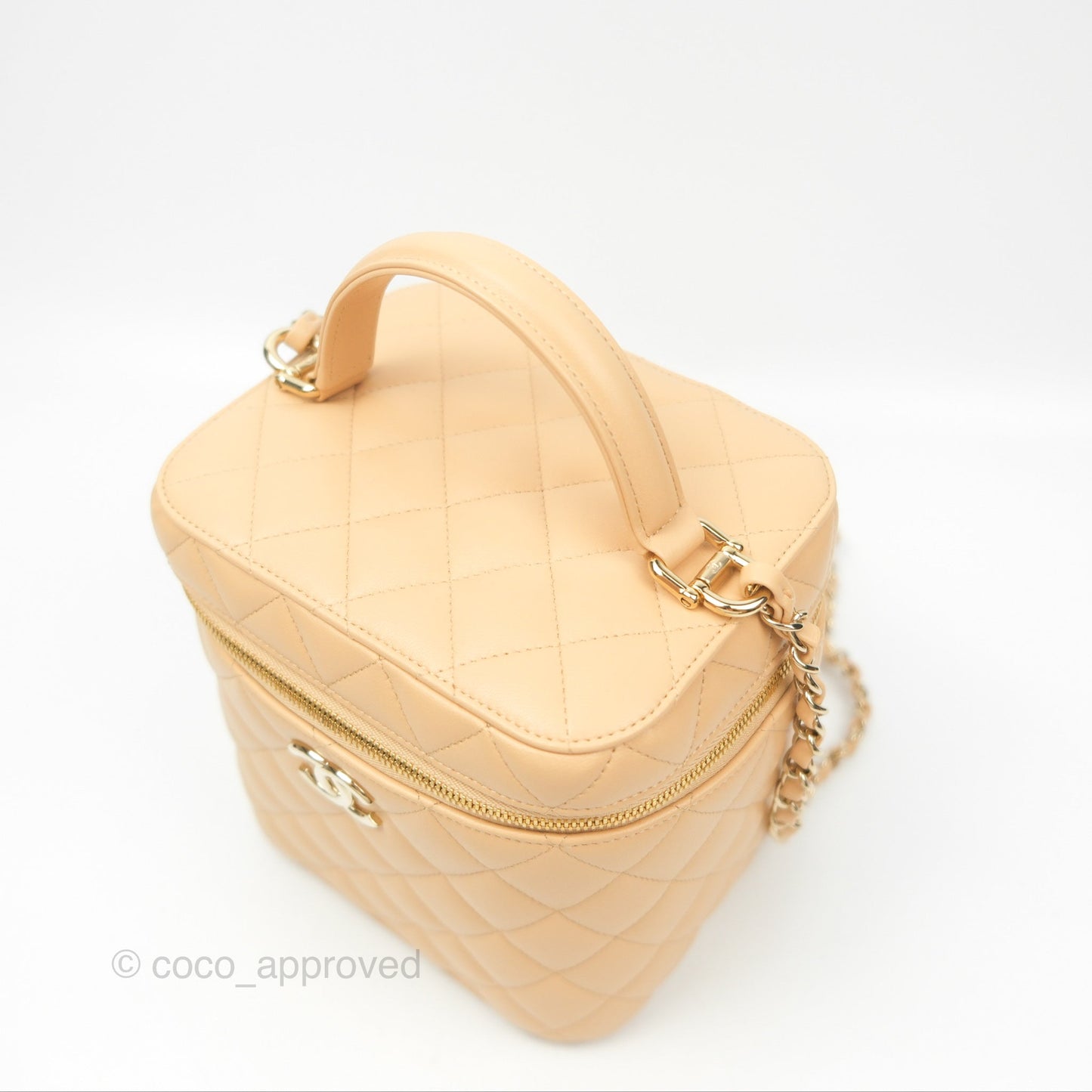 Chanel Small Quilted Top Handle Vanity Case Beige Lambskin Gold Hardware