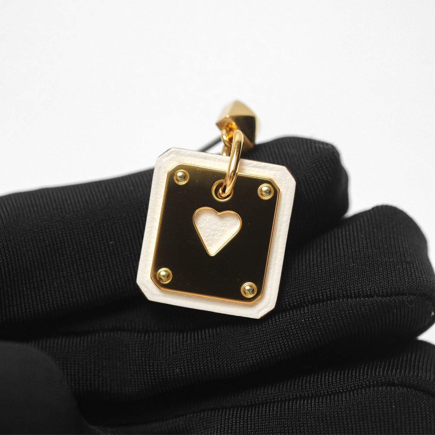 Hermès As De Coeur Drop Earrings Nata Swift Gold Hardware