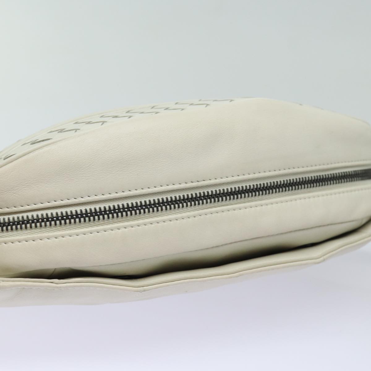 Luxury Bottega Veneta Intrecciato  Leather Shoulder Bag ()