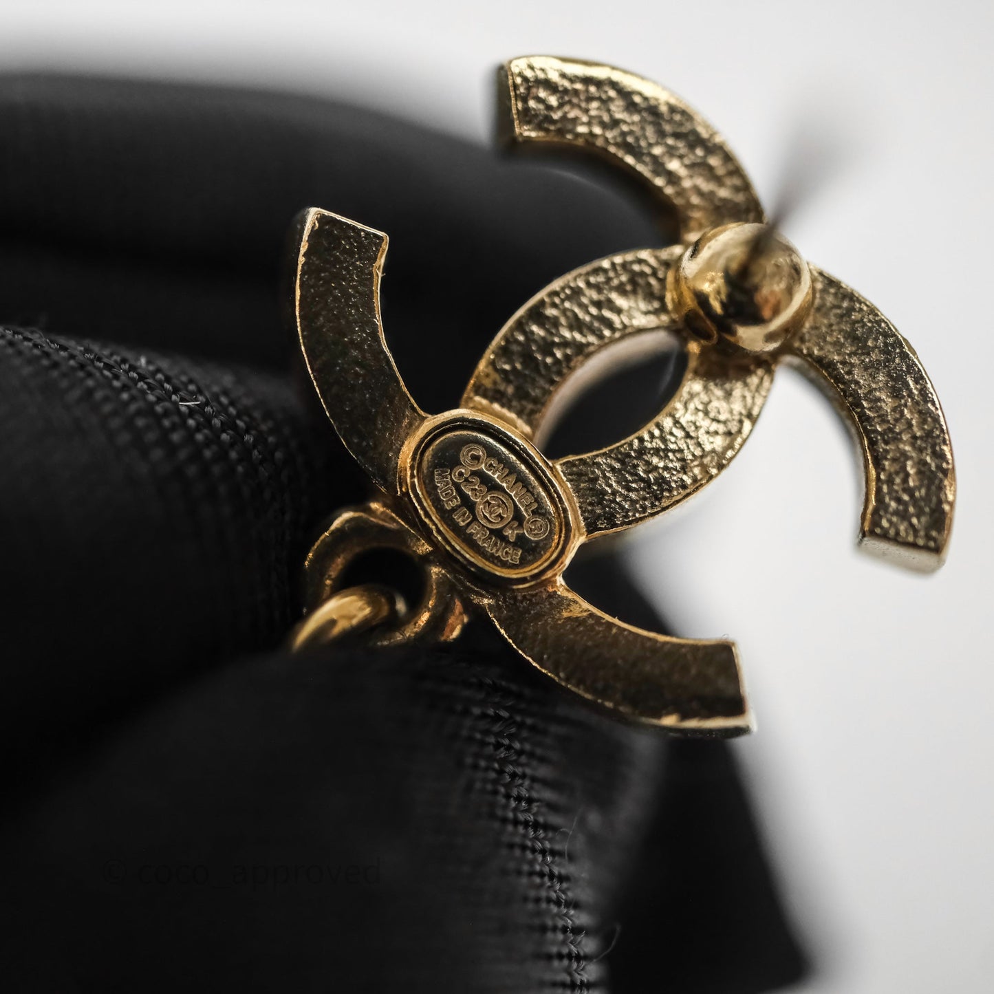 Chanel Crystal Star CC Drop Earrings Gold Tone 23K