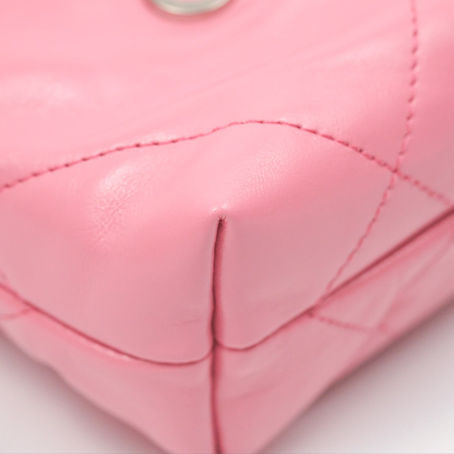 Chanel 22 Mini Bag Pink Crumpled Calfskin Aged Silver Hardware