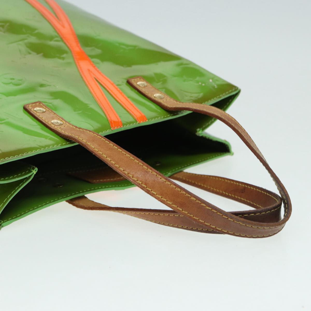 LOUIS VUITTON Monogram Vernis Fluo Reade MM Tote Bag Veil M91901 LV 85183
