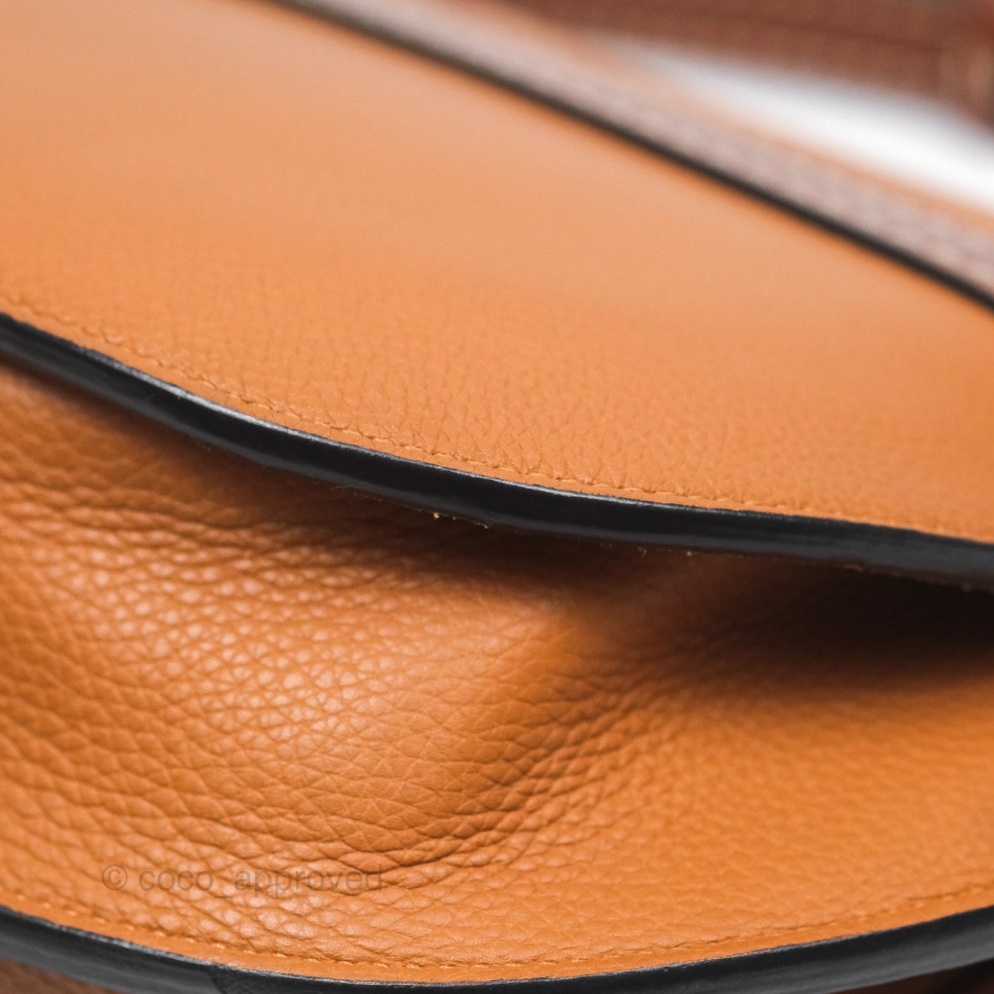 Loewe Small Gate Bag Grained Calfskin in Tan