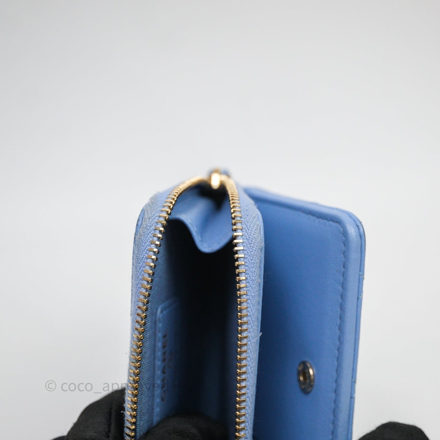 Chanel Classic Zipped Coin Purse Blue Lambskin Gold Hardware