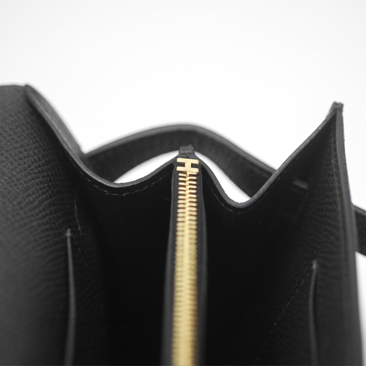 Hermès Kelly To Go Wallet Noir 89 Epsom Gold Hardware