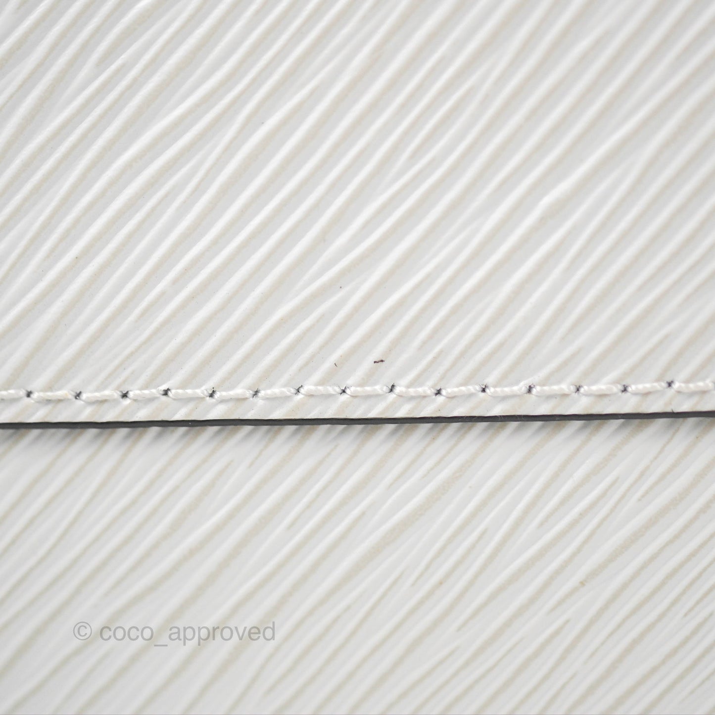 Louis Vuitton Twist Tote Off White Epi
