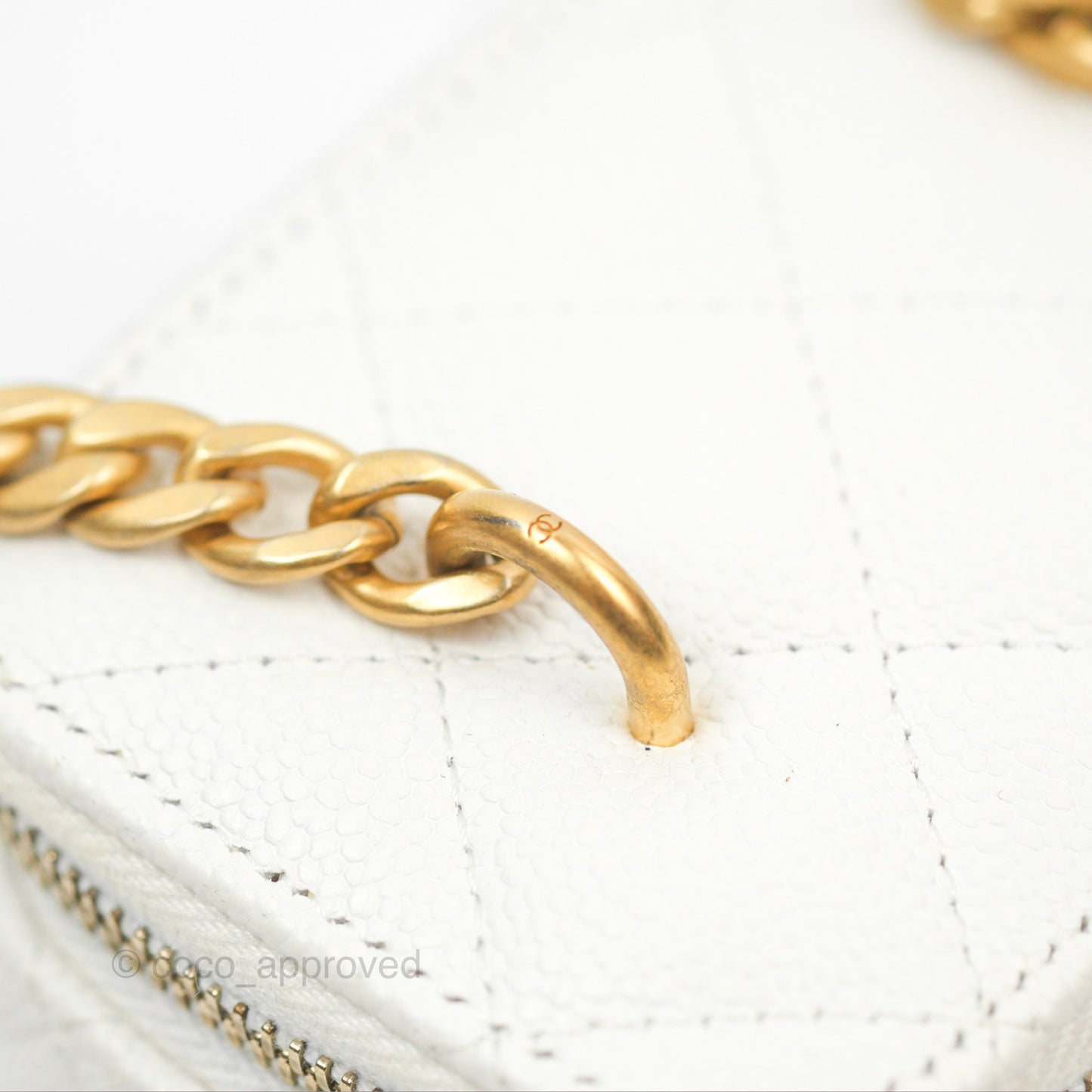 Chanel Quilted Heart Crush Mini Vanity With Chain White Caviar Aged Gold Hardware