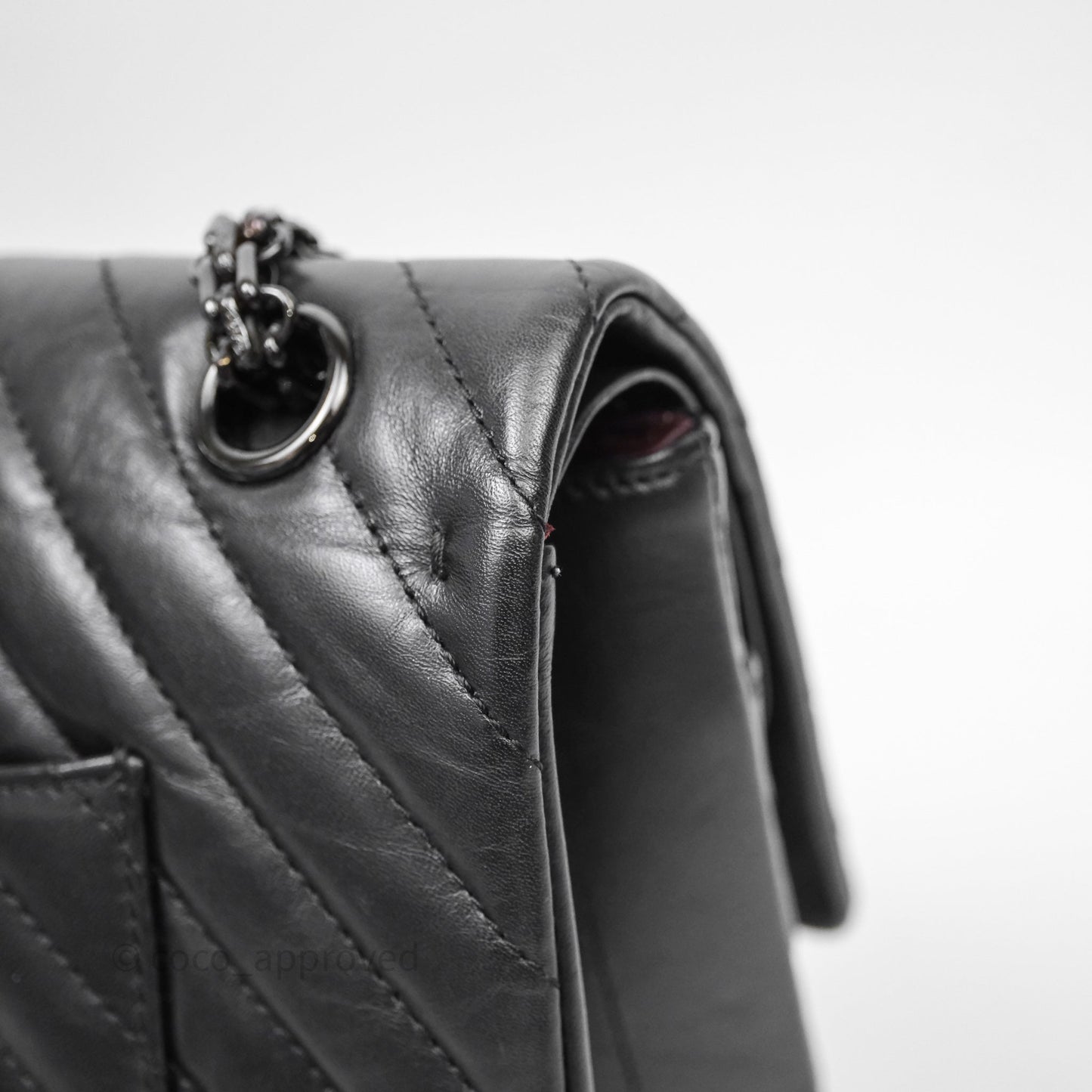 Chanel Reissue Medium 226 Chevron Aged Calfskin So Black